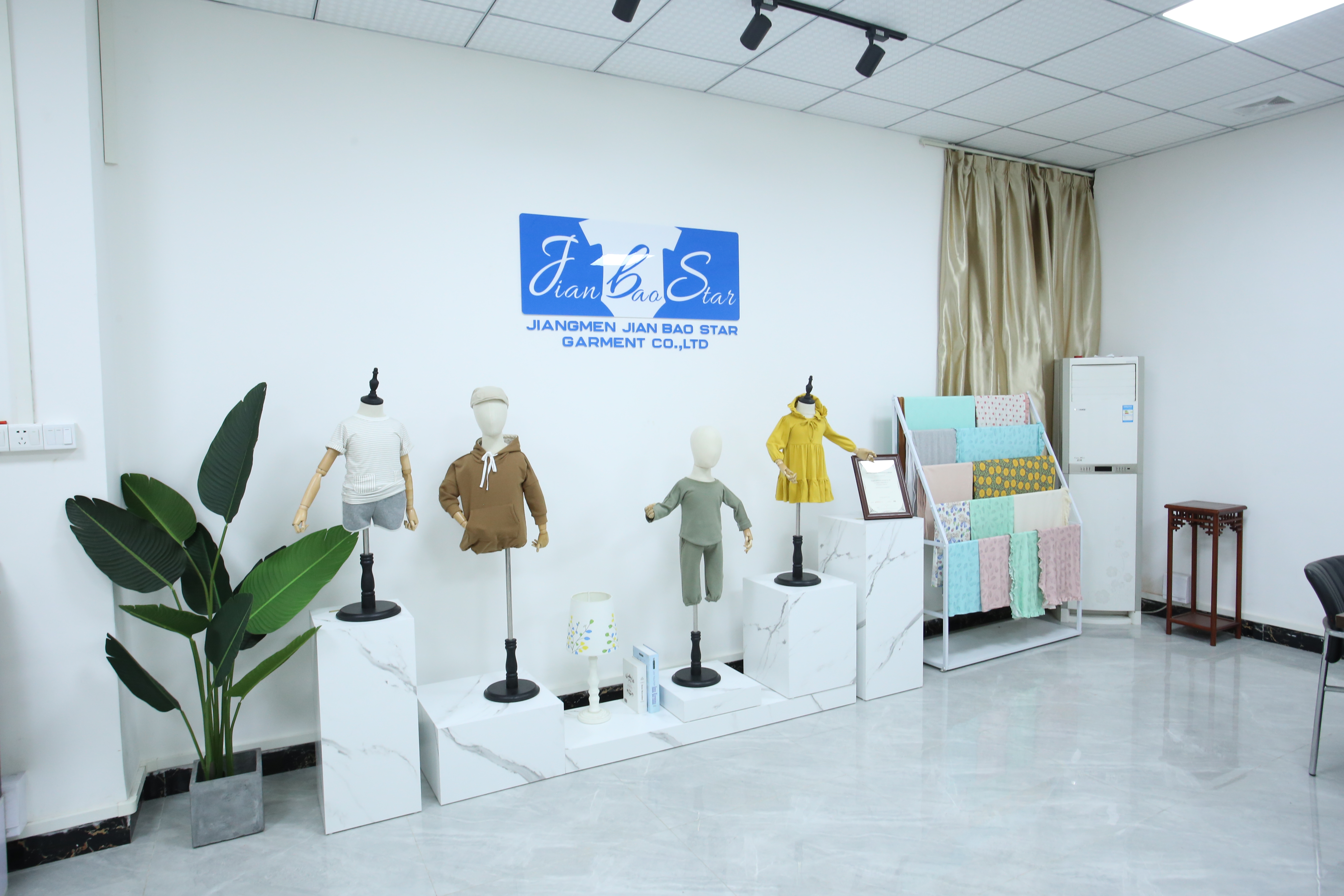 Детские нагрудники